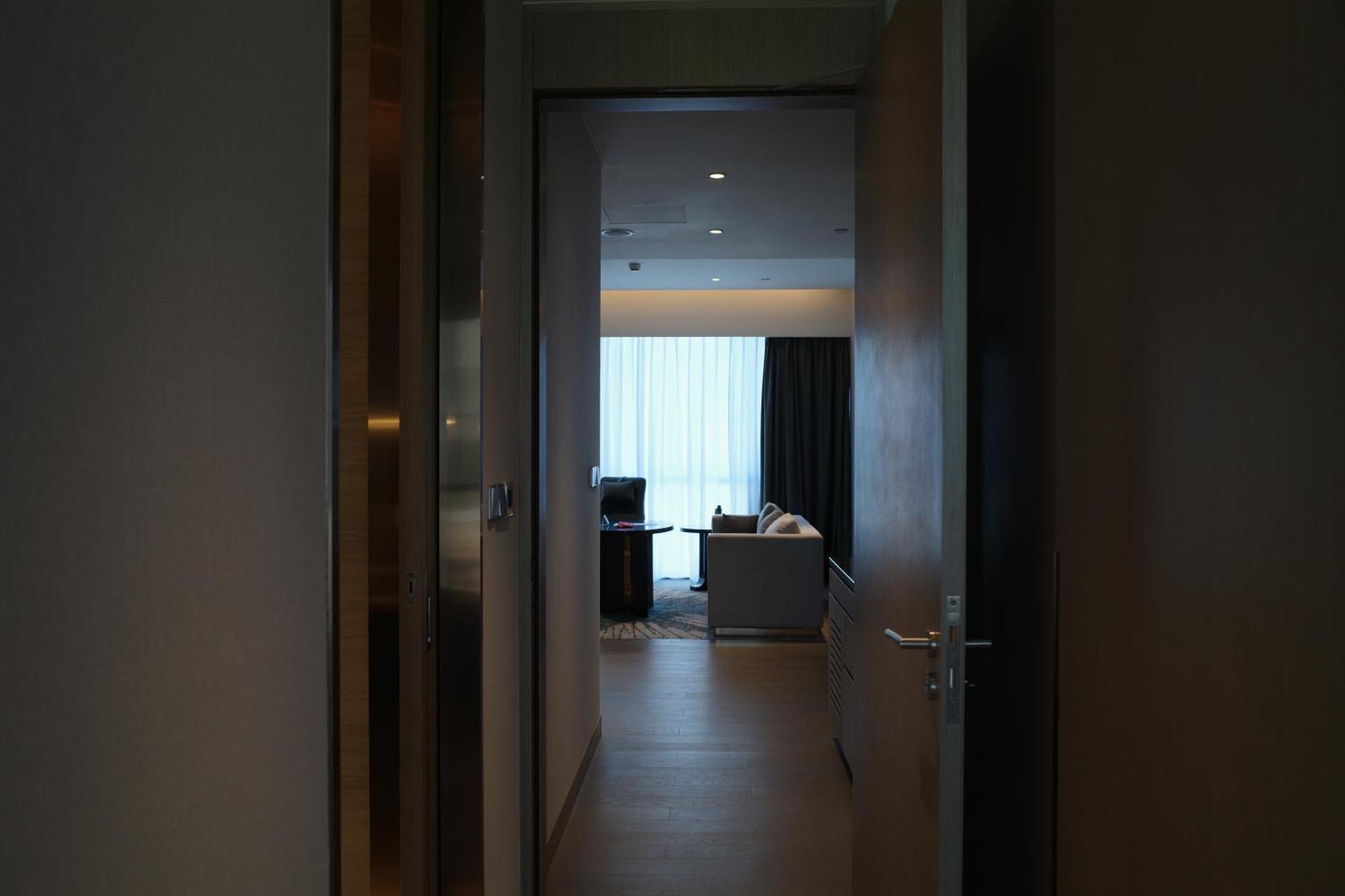 L+Snow Supreme Hotel Shanghai Exterior photo